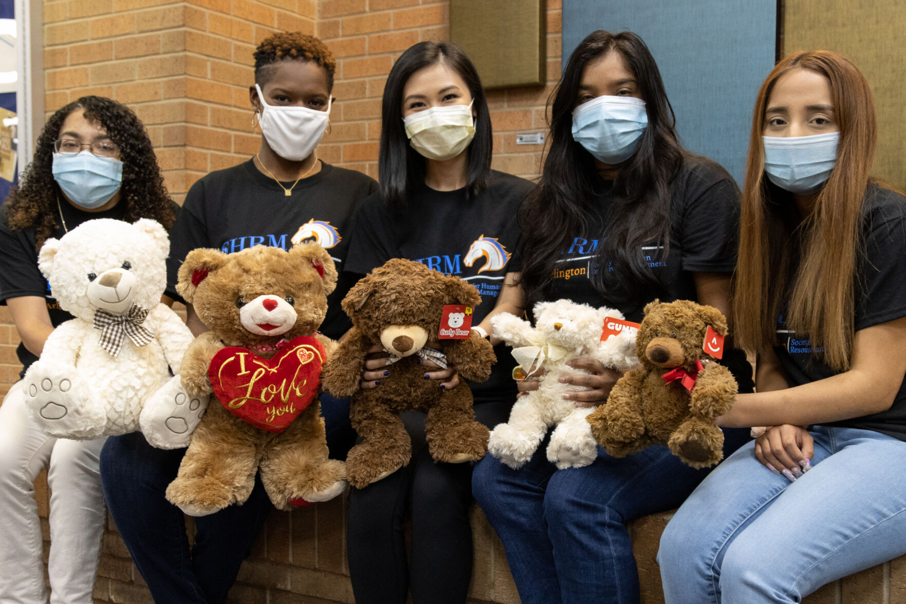 UTA Society for Human Resource Management supports local stuffed animal donation drive